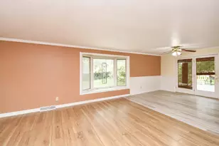 6559 Lake Rd, Hopedale, IL 61747 - Photo 14