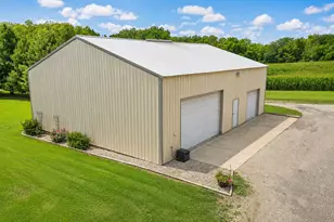 6559 Lake Rd, Hopedale, IL 61747 - Photo 4