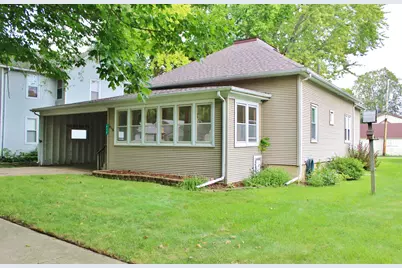 416 E Benton Street, Morris, IL 60450 - Photo 1