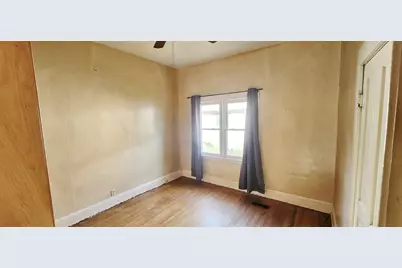 416 E Benton Street, Morris, IL 60450 - Photo 16