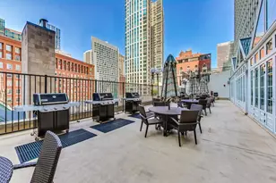 111 E Chestnut St, Chicago, IL 60611 - Photo 52