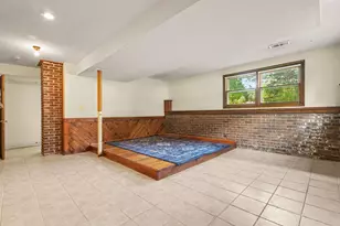 452 Commonwealth Ln, Elmhurst, IL 60126 - Photo 20