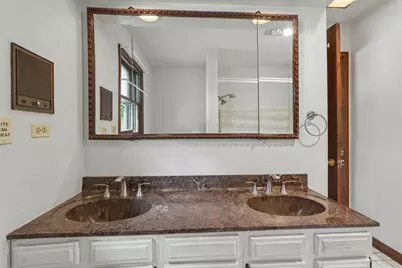 452 Commonwealth Lane, Elmhurst, IL 60126 - Photo 14