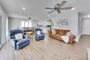 1929 Baintree Rd, Lake Summerset, IL 61019 - Photo 8