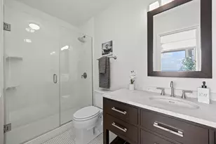 3200 N Lake Shore Dr, Chicago, IL 60657 - Photo 18