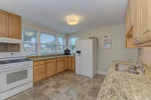 3520 Ernst St, Franklin Park, IL 60131 - Photo 10