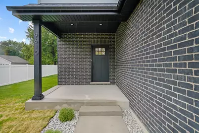 9610 W 57th Street, Countryside, IL 60525 - Photo 2
