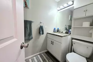 1099 Prescott Dr, Roselle, IL 60172 - Photo 22