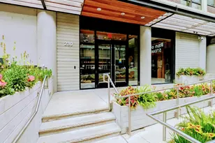 230 E Ontario St, Chicago, IL 60611 - Photo 2