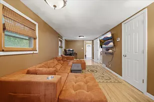 1702 W 3rd St, Sterling, IL 61081 - Photo 6
