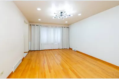 6023 S Parkside Avenue, Chicago, IL 60638 - Photo 2