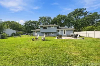 1612 Forrest Boulevard, Saint Charles, IL 60174 - Photo 20