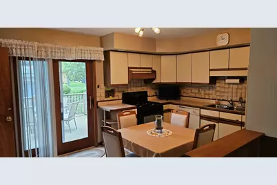 2402 Cedar Street, Rolling Meadows, IL 60008 - Photo 4