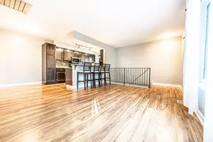 724 E Old Willow Rd, Prospect Heights, IL 60070 - Photo 12