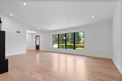 6600 N Kenton Avenue, Lincolnwood, IL 60712 - Photo 10