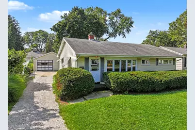 1006 Arbor Avenue, Wheaton, IL 60189 - Photo 1