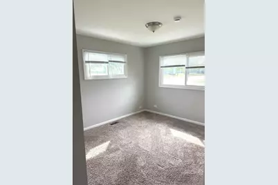 10 W Thacker Street, Hoffman Estates, IL 60169 - Photo 10