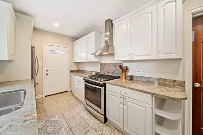 732 S Ashland Avenue S, La Grange, IL 60525 - Photo 10