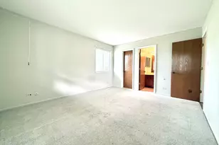 601 Hanover Ct, Schaumburg, IL 60194 - Photo 10