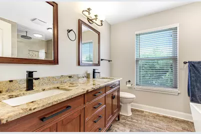 792 Brandt Drive, Lake in the Hills, IL 60156 - Photo 14