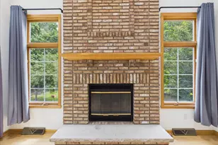 11497 Ridgecrest Dr, Roscoe, IL 61073 - Photo 12
