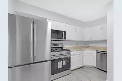 3 Timber Lane #3, Vernon Hills, IL 60061 - Photo 4