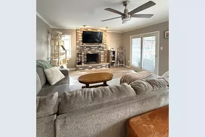 11751 Greenfield Drive, Orland Park, IL 60467 - Photo 8