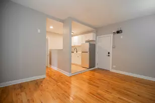 1414 W Pratt Blvd, Chicago, IL 60626 - Photo 2