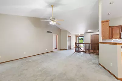 10296 E Kyte Road, Rochelle, IL 61068 - Photo 6