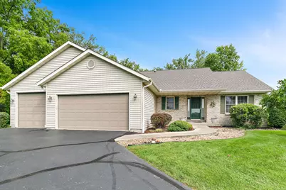 10296 E Kyte Road, Rochelle, IL 61068 - Photo 2