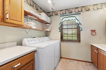 10296 E Kyte Road, Rochelle, IL 61068 - Photo 14