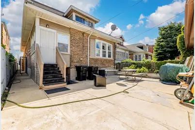 8250 S Justine Street, Chicago, IL 60620 - Photo 24