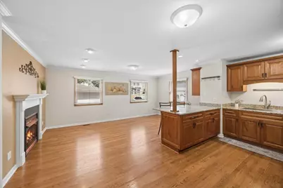 723 S La Grange Road, La Grange, IL 60525 - Photo 4