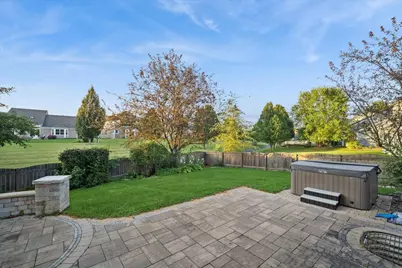 332 Red Rock Lane, Elgin, IL 60124 - Photo 4
