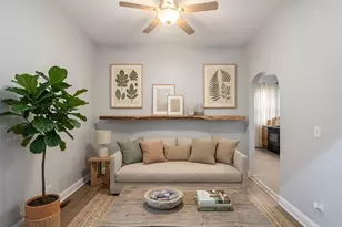 2127 W Bowler St, Chicago, IL 60612 - Photo 6