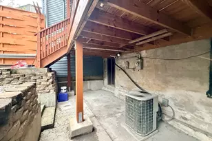2127 W Bowler St, Chicago, IL 60612 - Photo 32