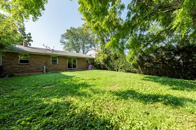 2337 N Sheridan Road, Waukegan, IL 60087 - Photo 20