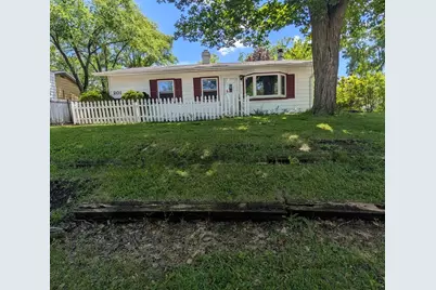 201 S Bartlett Road, Streamwood, IL 60107 - Photo 16