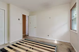 201 S Bartlett Rd, Streamwood, IL 60107 - Photo 10