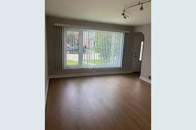 5115 N Mobile Avenue, Chicago, IL 60630 - Photo 6