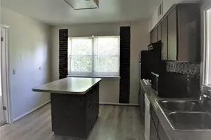 1514 Shepard Cir, Elk Grove Village, IL 60007 - Photo 6