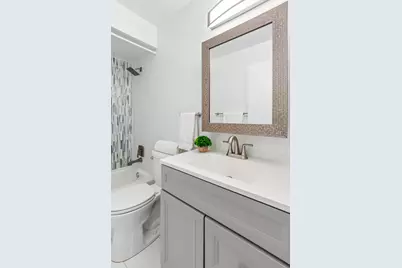 1234 Elmwood Avenue #2F, Evanston, IL 60202 - Photo 18