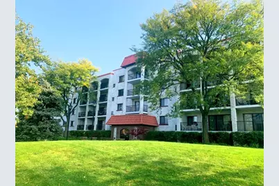 350 Plum Creek Drive #407, Wheeling, IL 60090 - Photo 2
