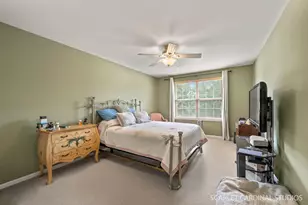 2144 Whitetail Dr, Aurora, IL 60503 - Photo 16