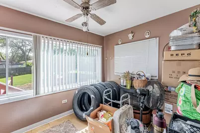 433 E Cherry Hill Drive, Addison, IL 60101 - Photo 14