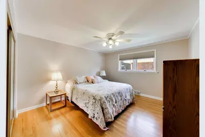 704 W Lonnquist Boulevard, Mount Prospect, IL 60056 - Photo 20