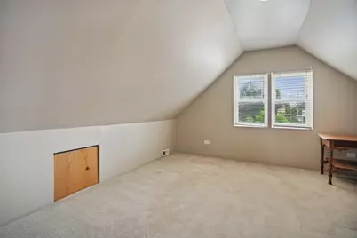 6228 W Huntington Street, Chicago, IL 60646 - Photo 12
