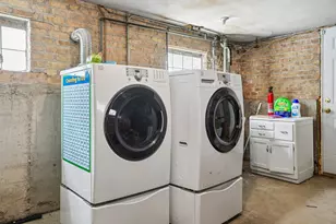 6228 W Huntington St, Chicago, IL 60646 - Photo 18