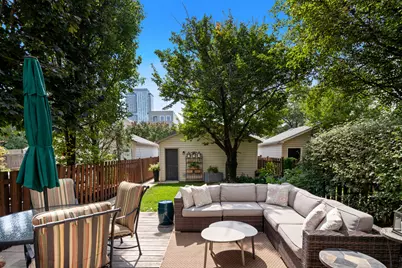 331 W Evergreen Avenue, Chicago, IL 60610 - Photo 16