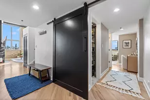 2614 N Clybourn Ave, Chicago, IL 60614 - Photo 2